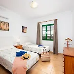 Vila Costa Papagayo 6 *